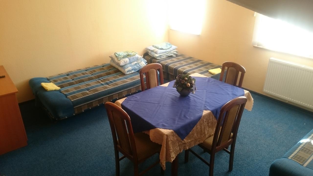 ホテル O.W.Bingo Bieszkowice エクステリア 写真